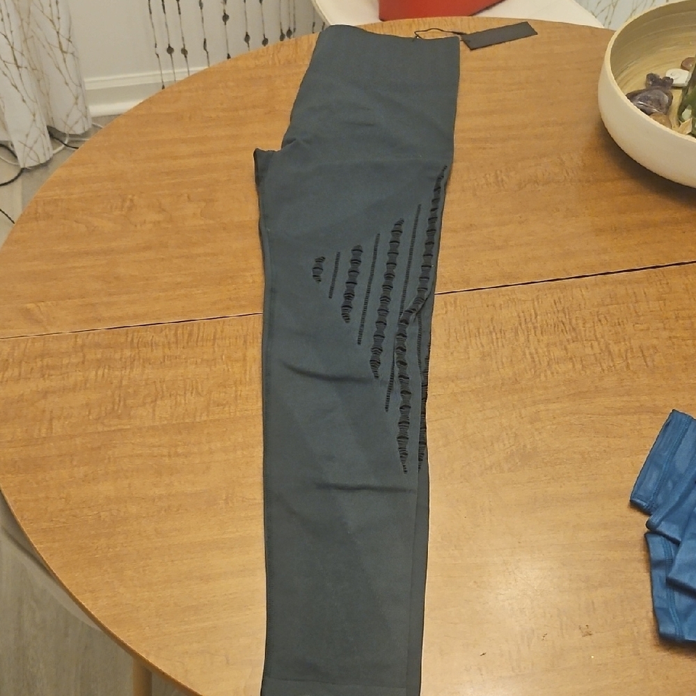 Savvi Fit Black Leggings View 2